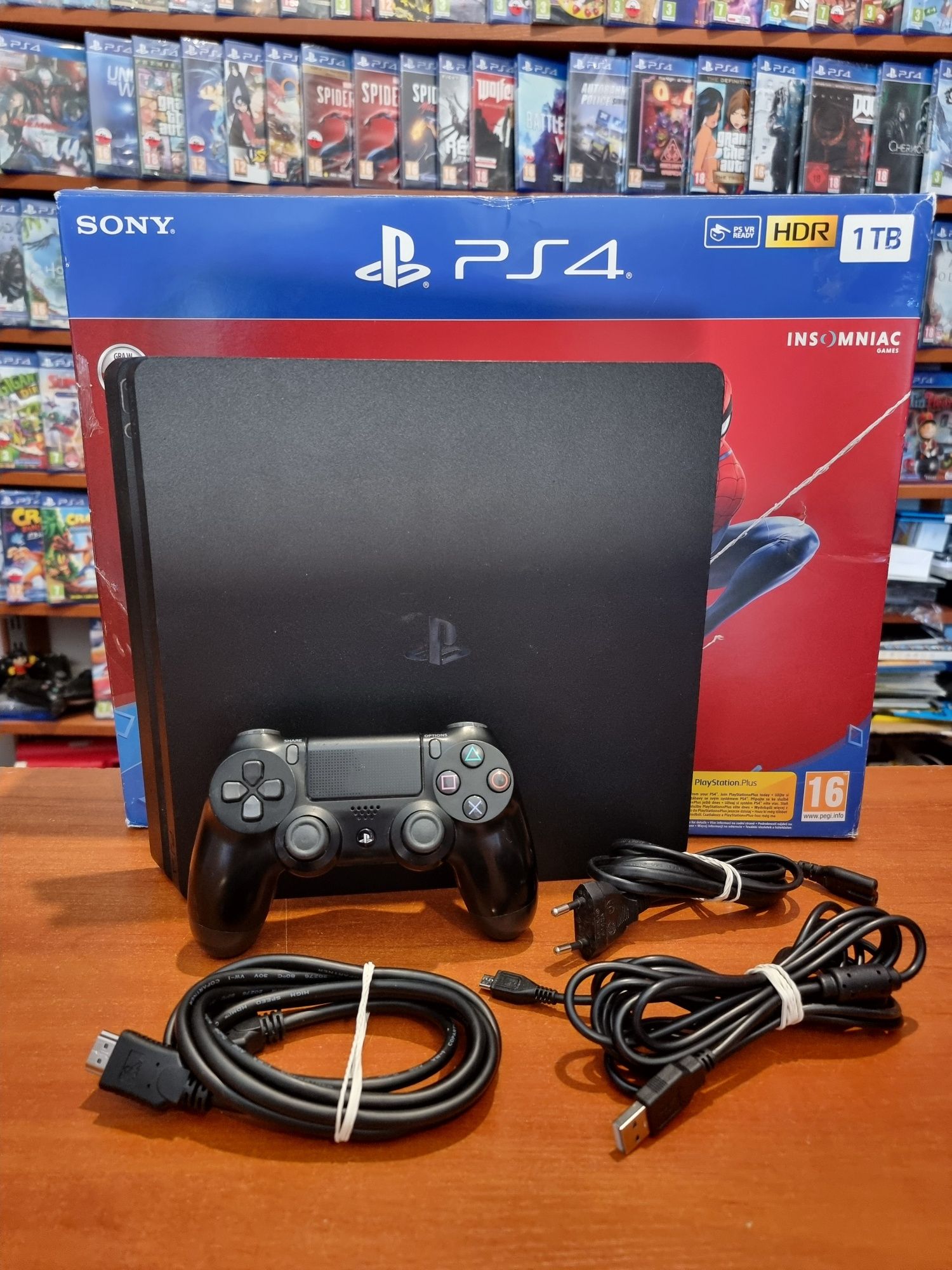 Konsola Sony Ps4 Slim 1Tb + Pad/ Playstation 4 2216B / komplet / Sklep