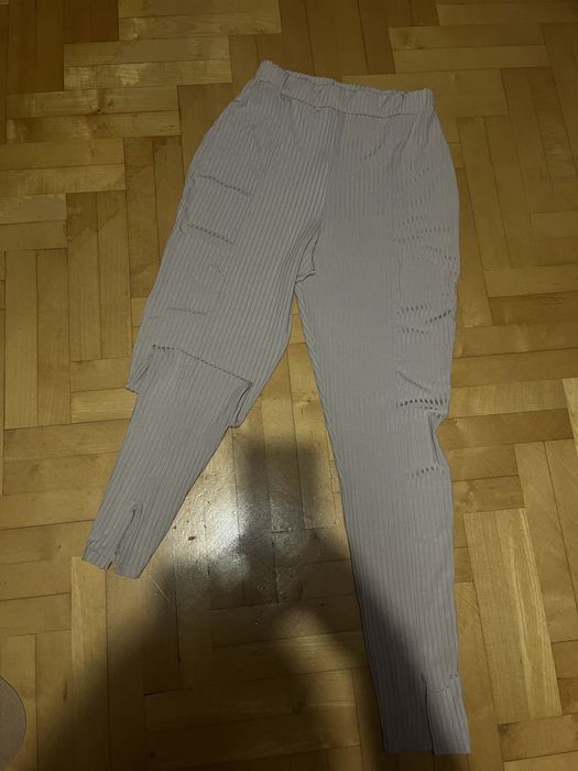 Spodnie z wysokiem stanem / legginsy / spodnie w prażki