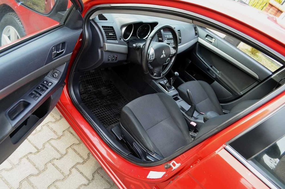 NIEZAWODNY Mitsubishi LANCER 1.8 benz Salon POLSKA! rej PL zamiana
