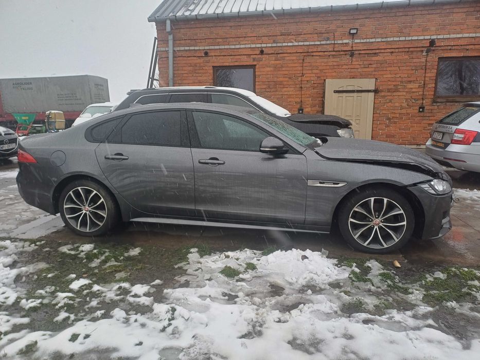 Jaguar XF 2.0 diesel 2018r.