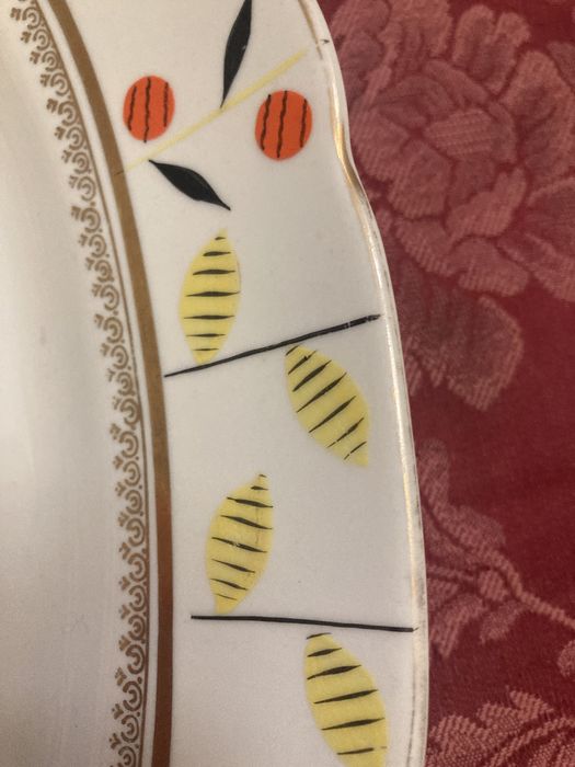 Продам фарфоровое блюдо Коростень