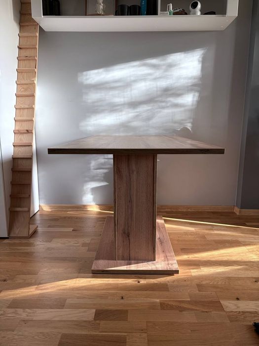 Stół do jadalni dąb wotan biały