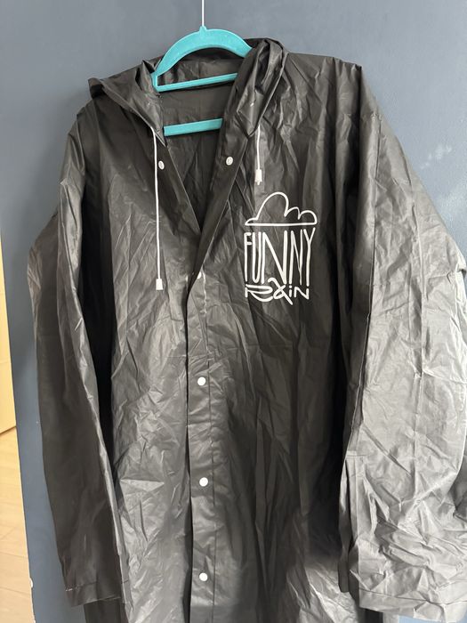 Płaszcz przeciwdeszczowy peleryna czarna oversize unisex