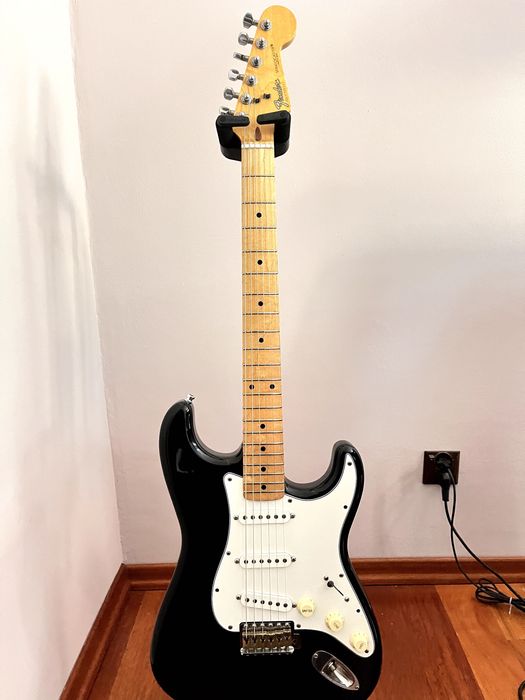 Fender Stratocaster MIJ 1988 + nowy case Gator.