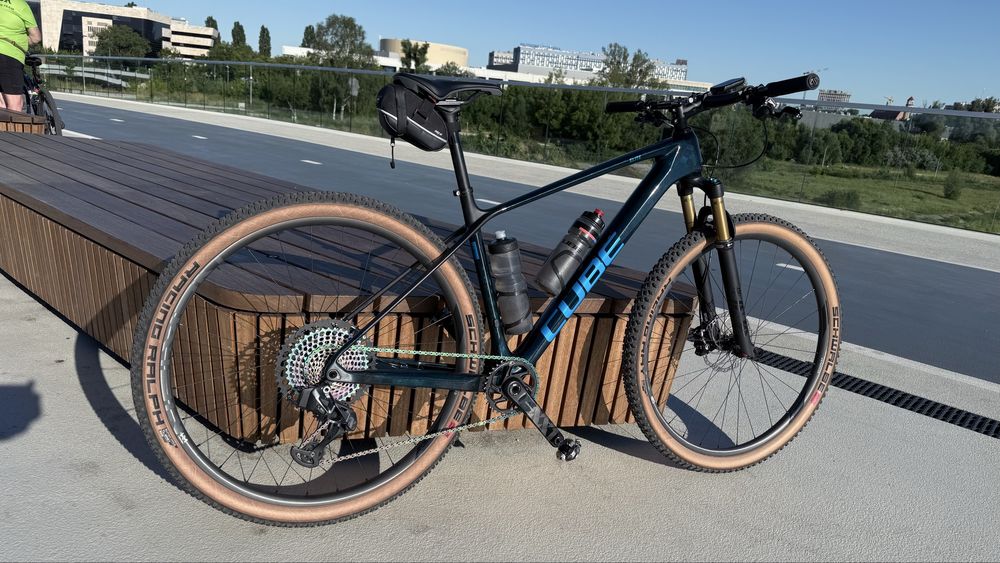 Cube Elite C:68X SLT – rama L 8,8 kg