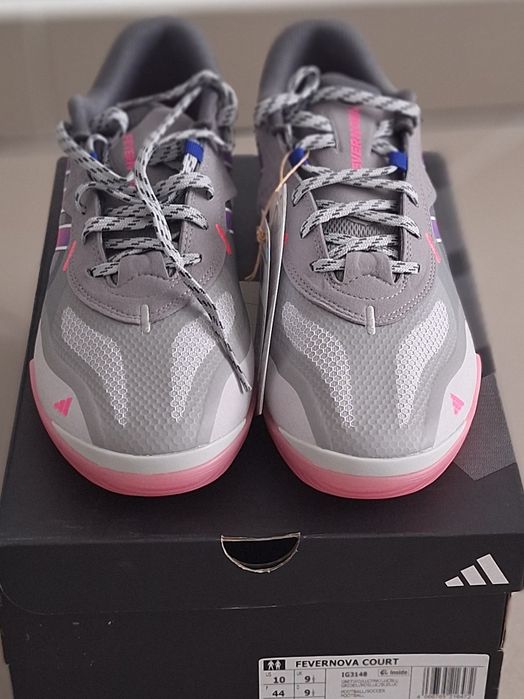 ADIDAS FEVERNOVA COURT 
Rozmiary 44; 42
Cena: 200zł.
