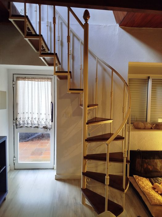 Escada em caracol de ferro -Negociavel