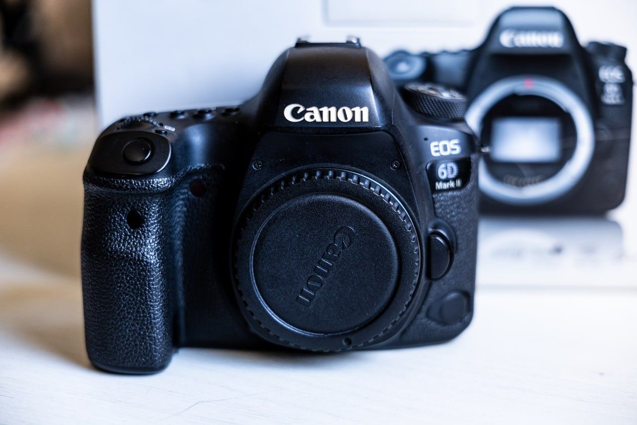 Фотоапарат Canon 6D mark 2