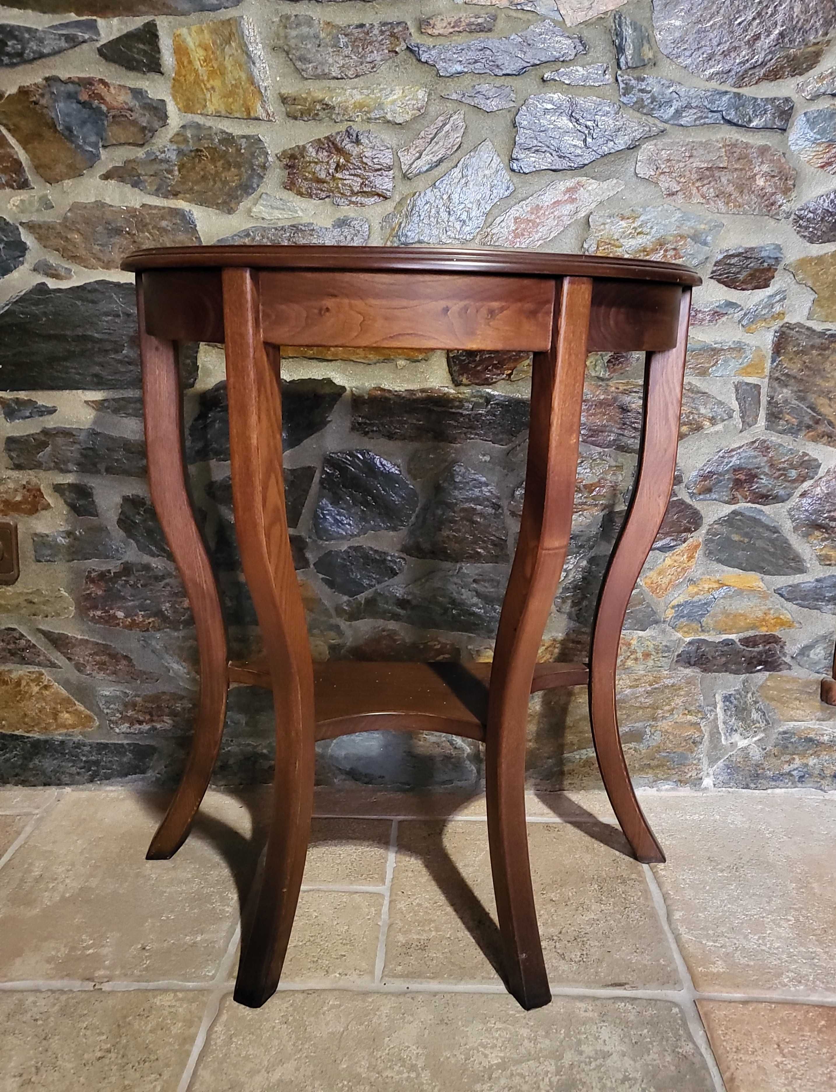 Mesa de apoio em madeira