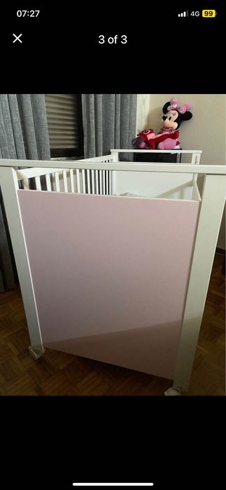 Cama de bebe cor de rosa/branca