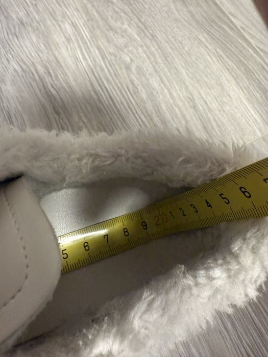 Кроссовки кеды 32