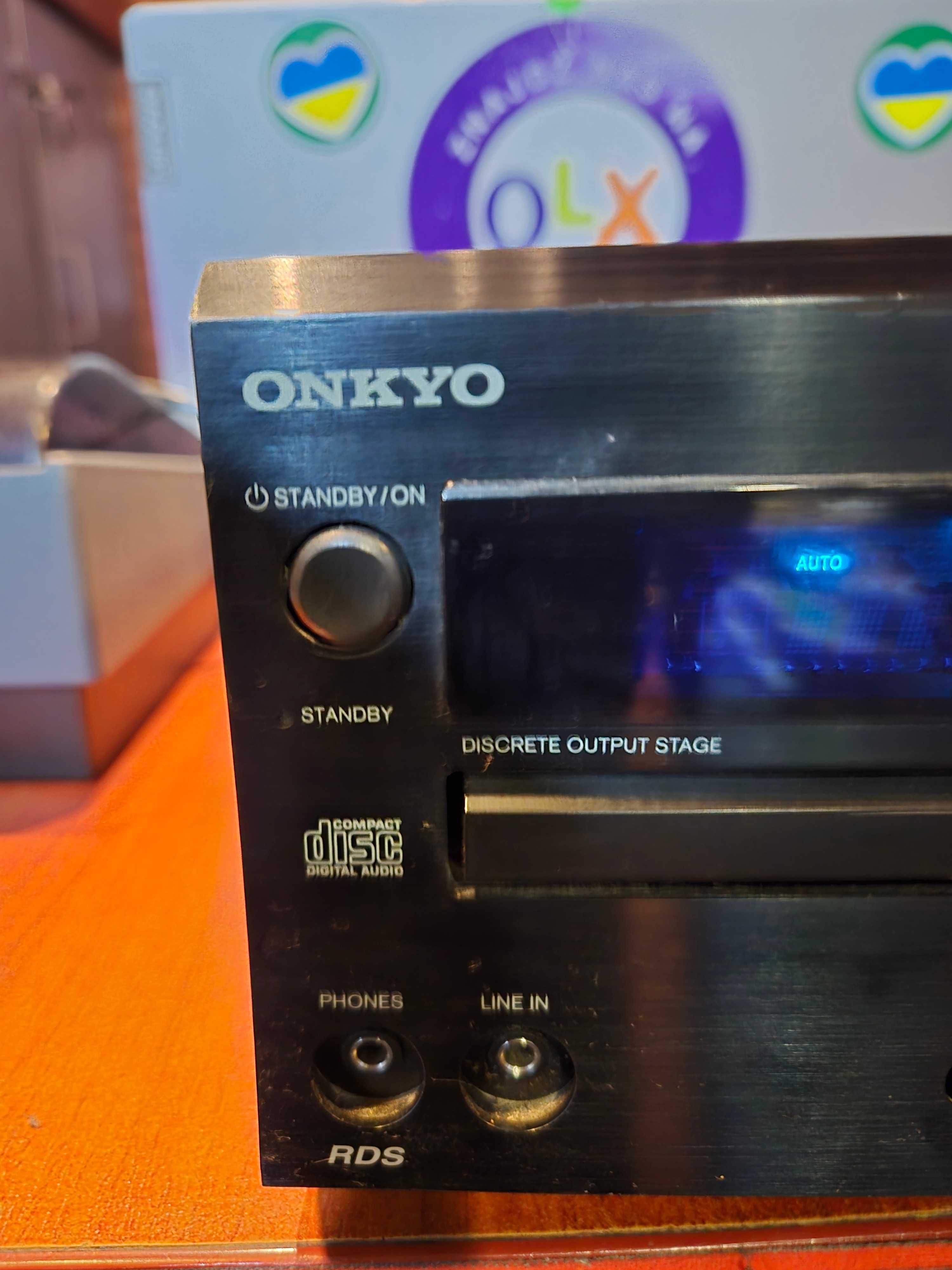 Amplituner Onkyo z CD.. Czarny AL. Polecam