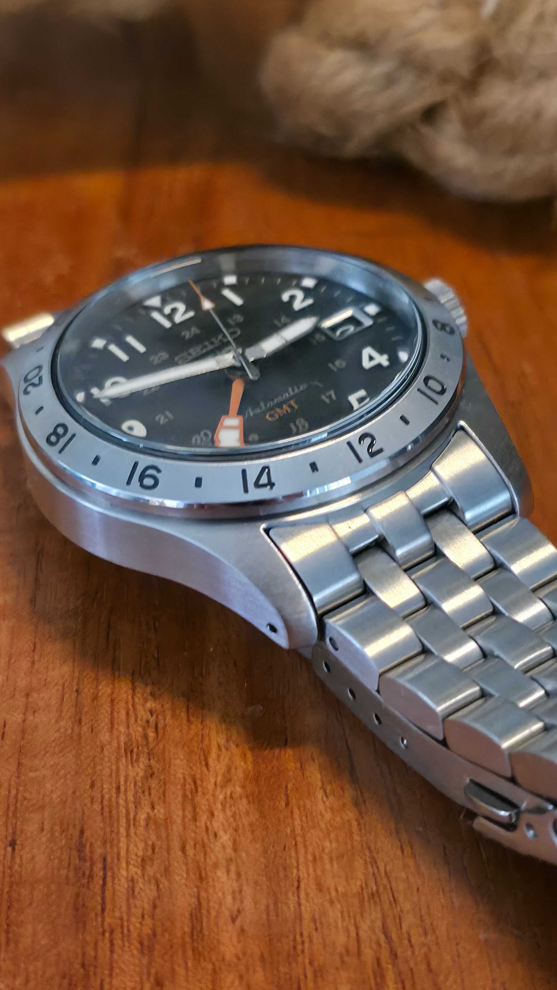 Seiko 5 Sports Gmt Field