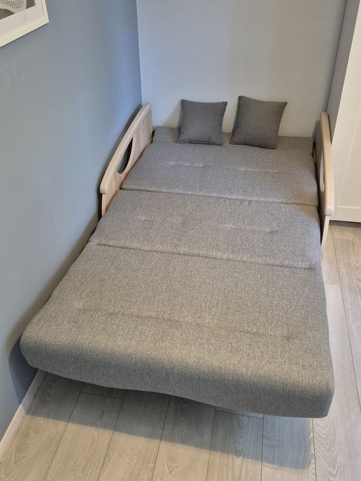 Sofa szara rozkładana jednoosobowa łóżko pojedyncze BRW