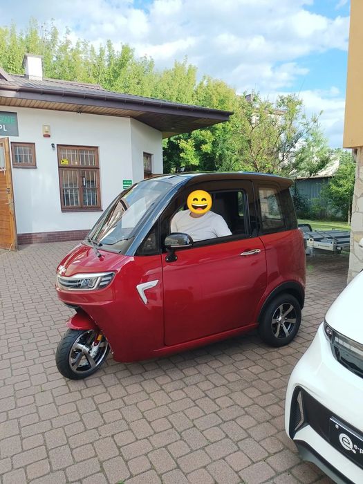 Bili Bike Ecomo zabudowany skuter elektryczny