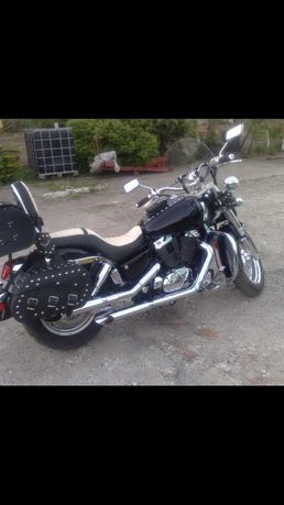 Zamienie na busa lub przyczepe honda shadow vt 1100 sabre intruder vtx