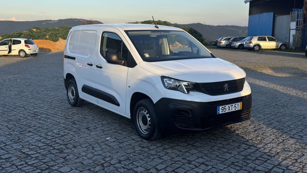 Peugeot partner 1.6 HDI 2019 3 lug