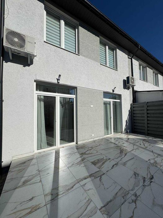 Продаж котеджу с.Малехів з сучасним ремонтом