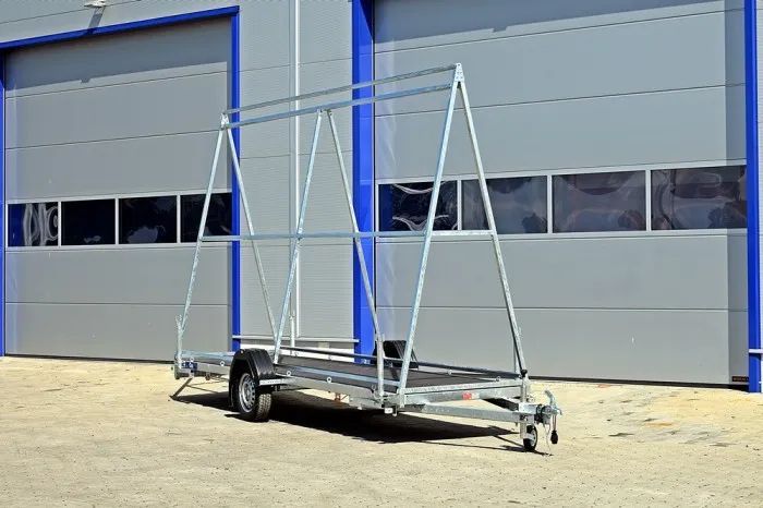 Blyss Przyczepa Reklamowa  Przyczepa reklamowa, reklama DMC 750 kg