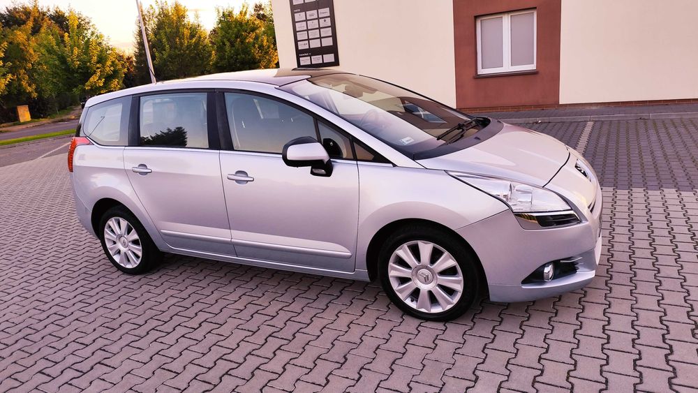 Peugeot 5008 1.6HDi 109KM 2010r Komfort ,przestrzeń,ekonomia w jednym!