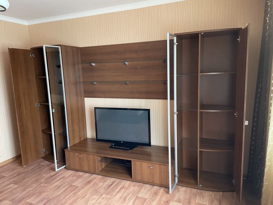 Стінка для вітальні, Польша