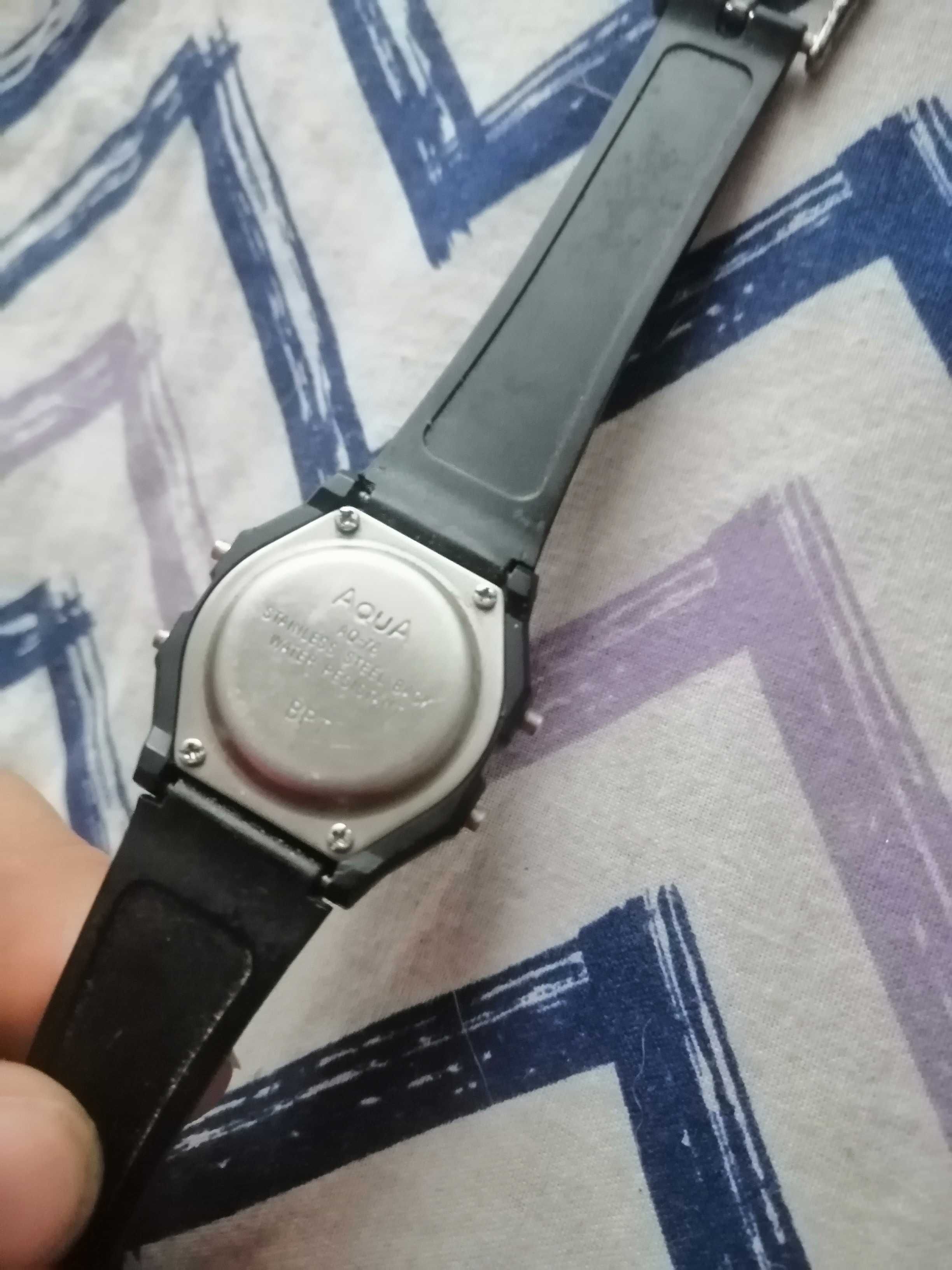 zegarek elektroniczny aqua