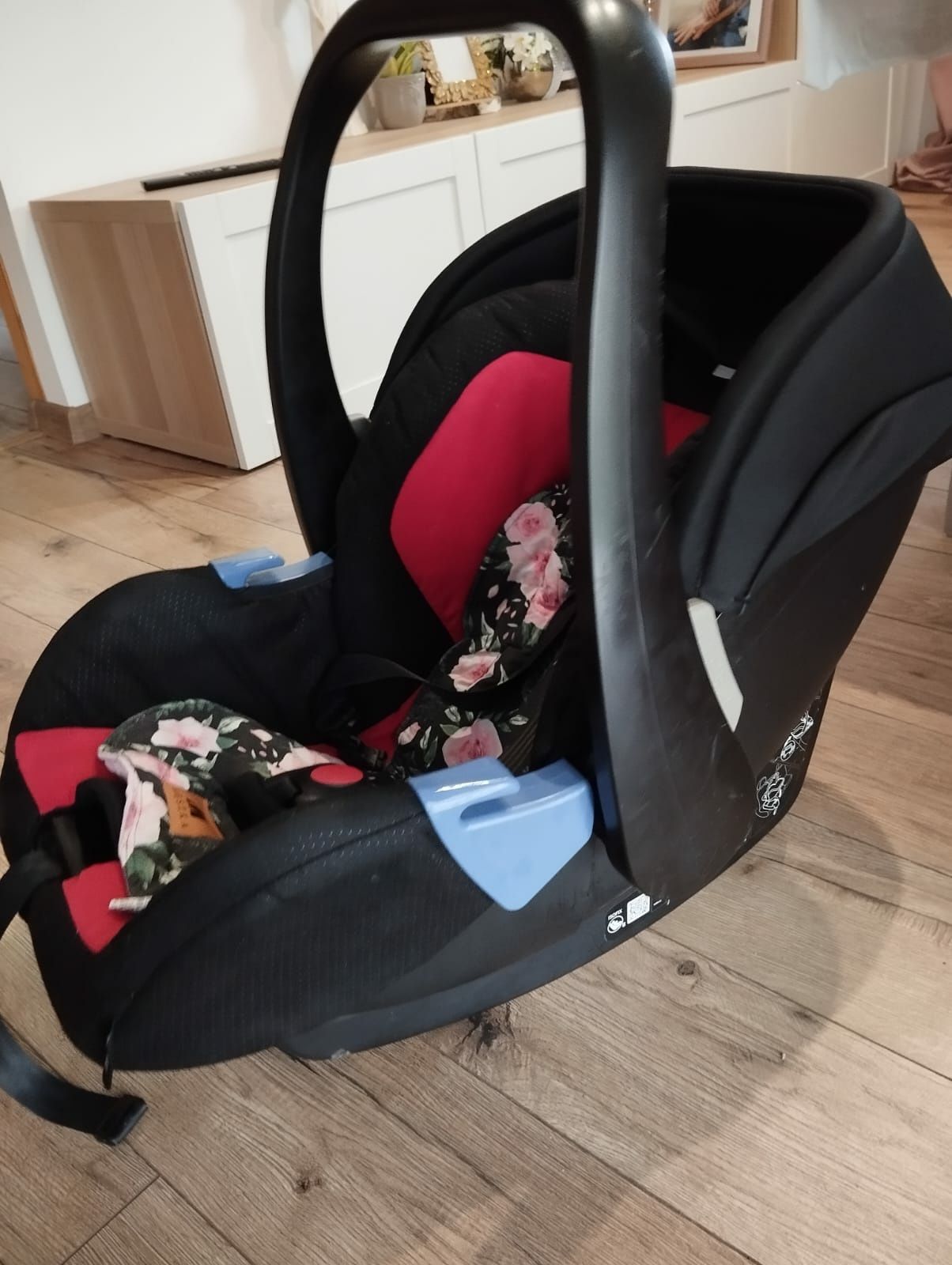 Fotelik nosidełko+ baza ISOFIX Recaro