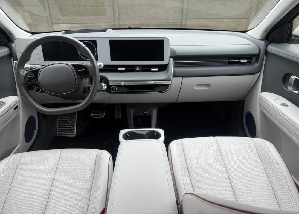 Hyundai Ioniq 5  2023p