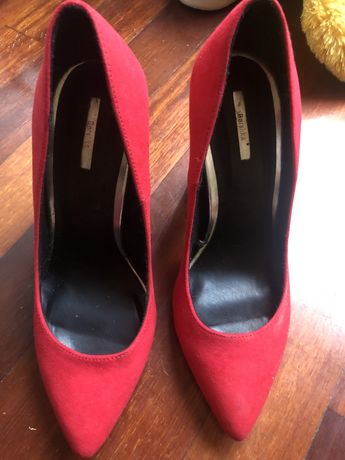 Sapatos vermelhos berska