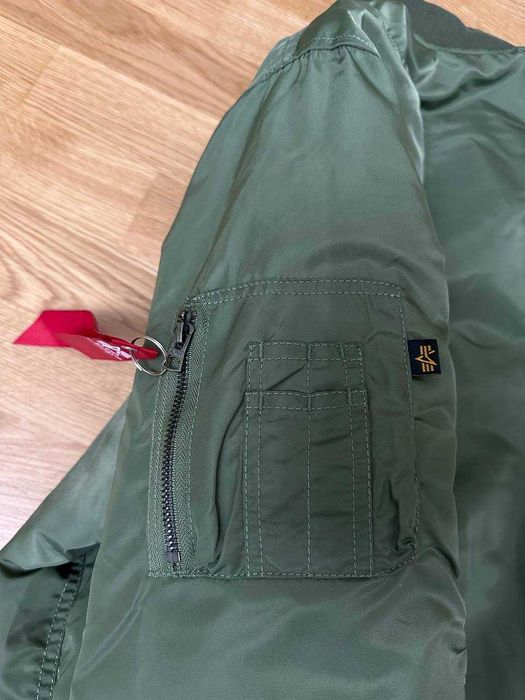 Двосторонний бомбер Alpha Industries MA-1 куртка
