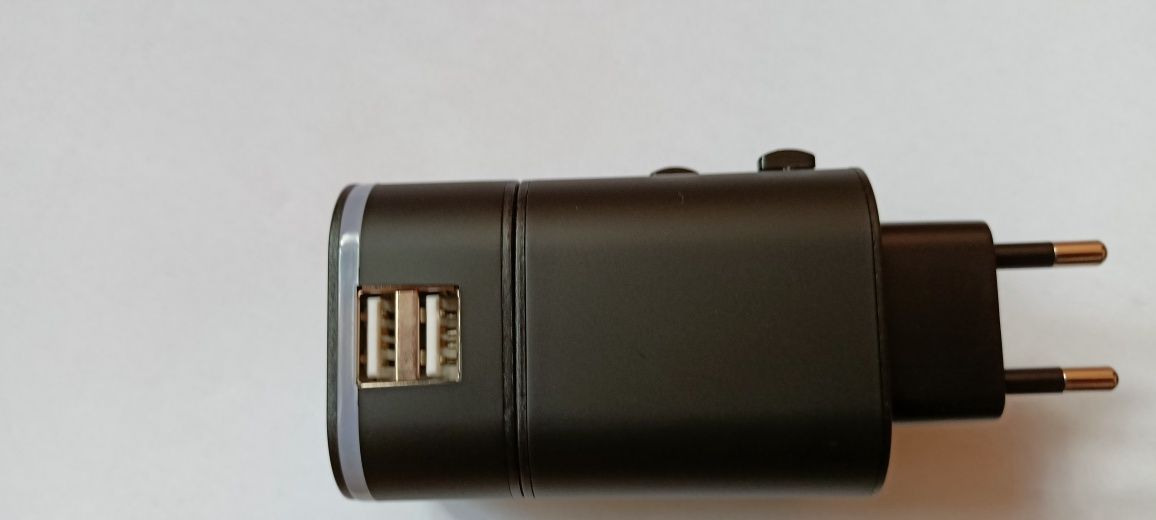 Adapter podróżny, nowy