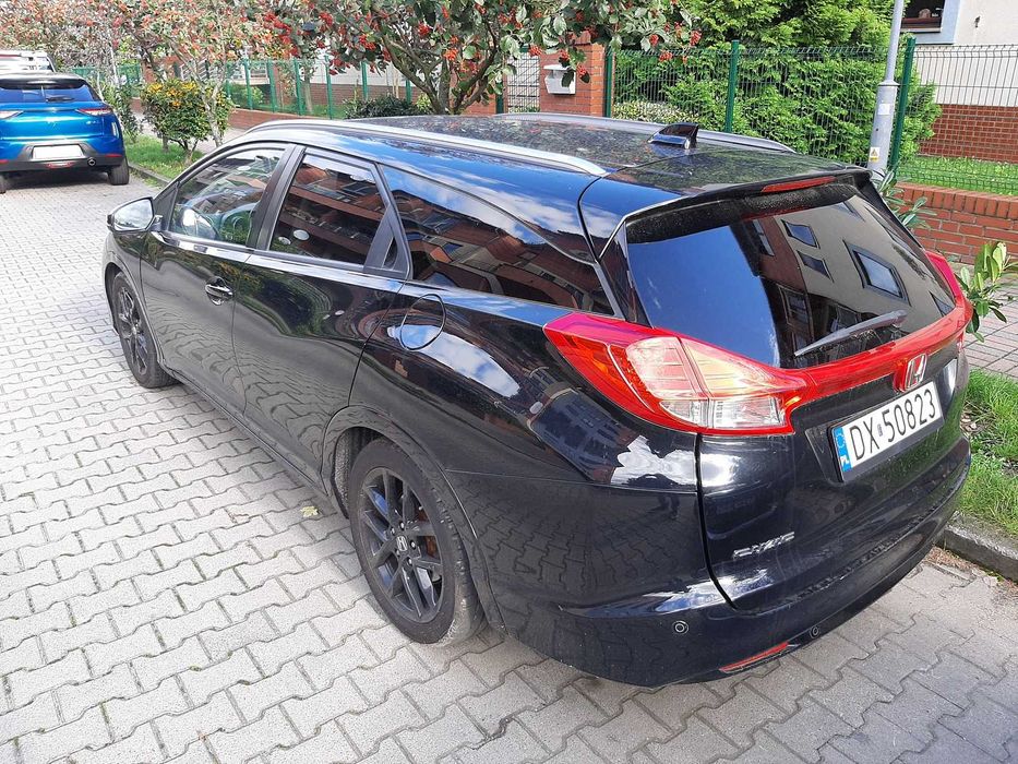 CZARNA Honda CIVIC Tourer, polift 2016r. zadbana,bez nakładów-do jazdy