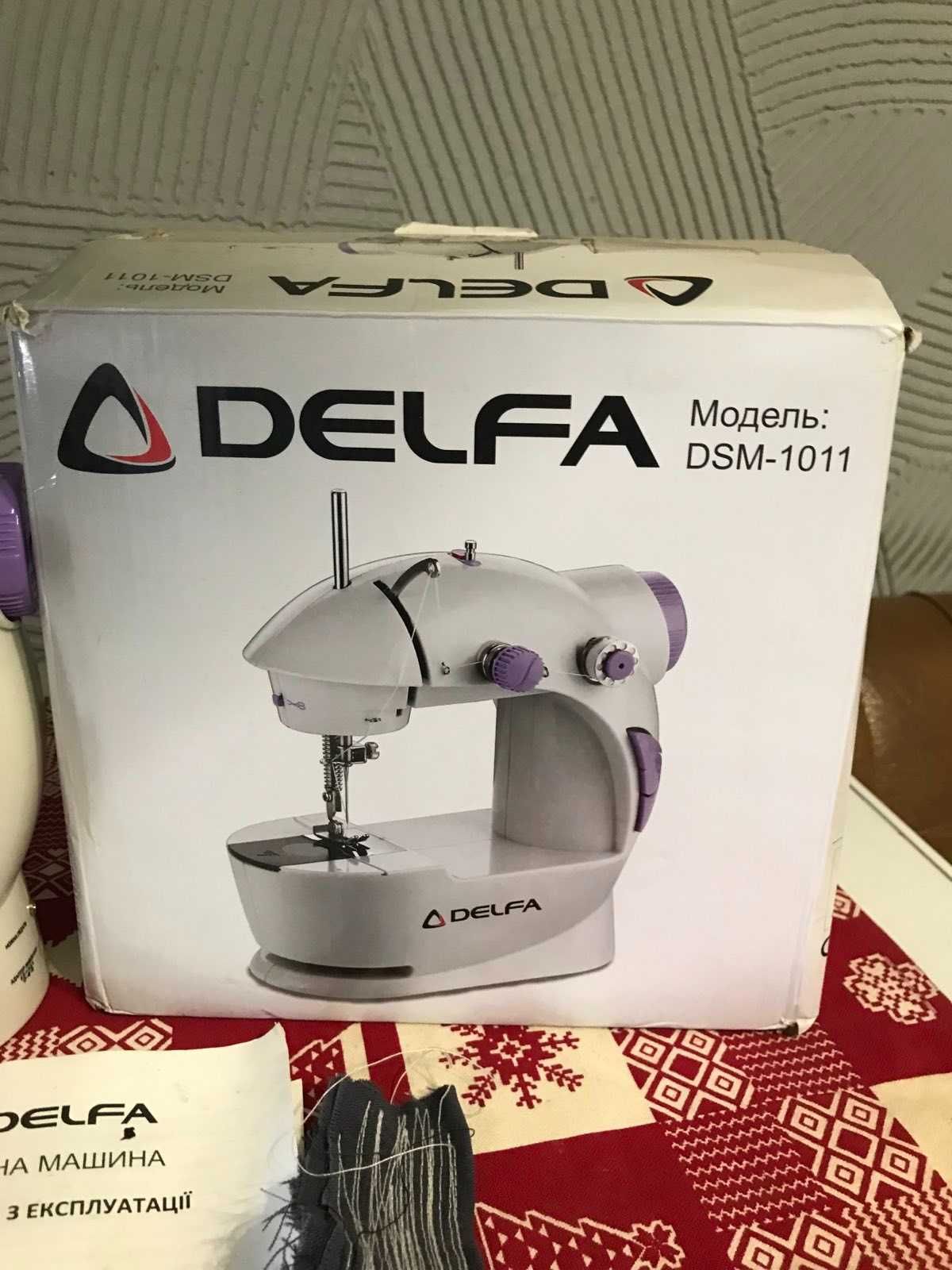 Швейна машинка DELFA DSM 1011