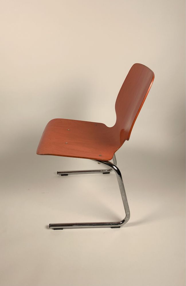 Krzesła Kusch en Co minimalistyczny design