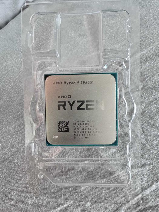 Продам Ryzen 9 5950X, стан нового, без розгону