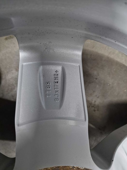 5x120 8Jx17 et30 17 cali Alufelgi Felgi BMW Trafic Vivaro nr.123