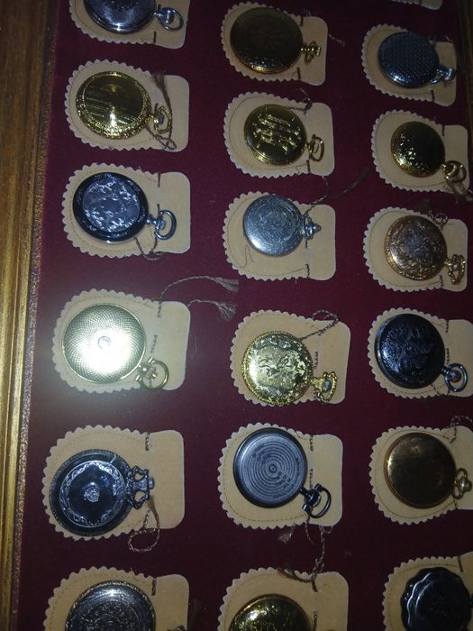 Relógios  de Bolso  novos a sua escolha por 15 € cada