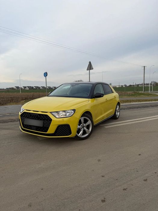 Audi A1 Sportback Audi A1 Polski salon,  Żółty + Czarny Dach niski przebieg