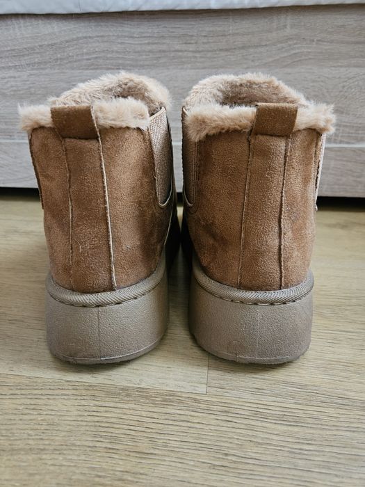 Buty damskie NOWE 42 wkładka 25,5 cm