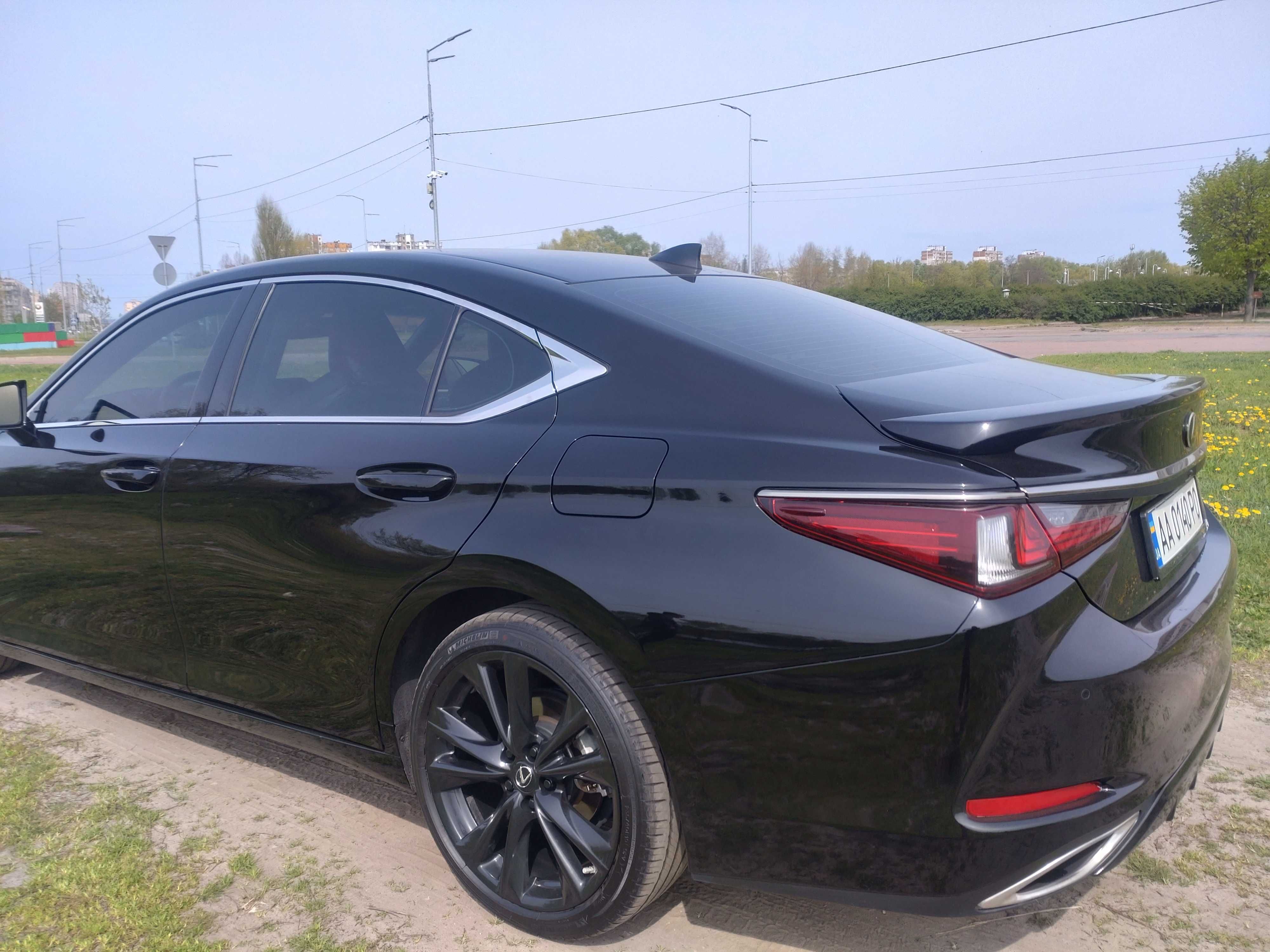 Lexus ES 350 F-Sport