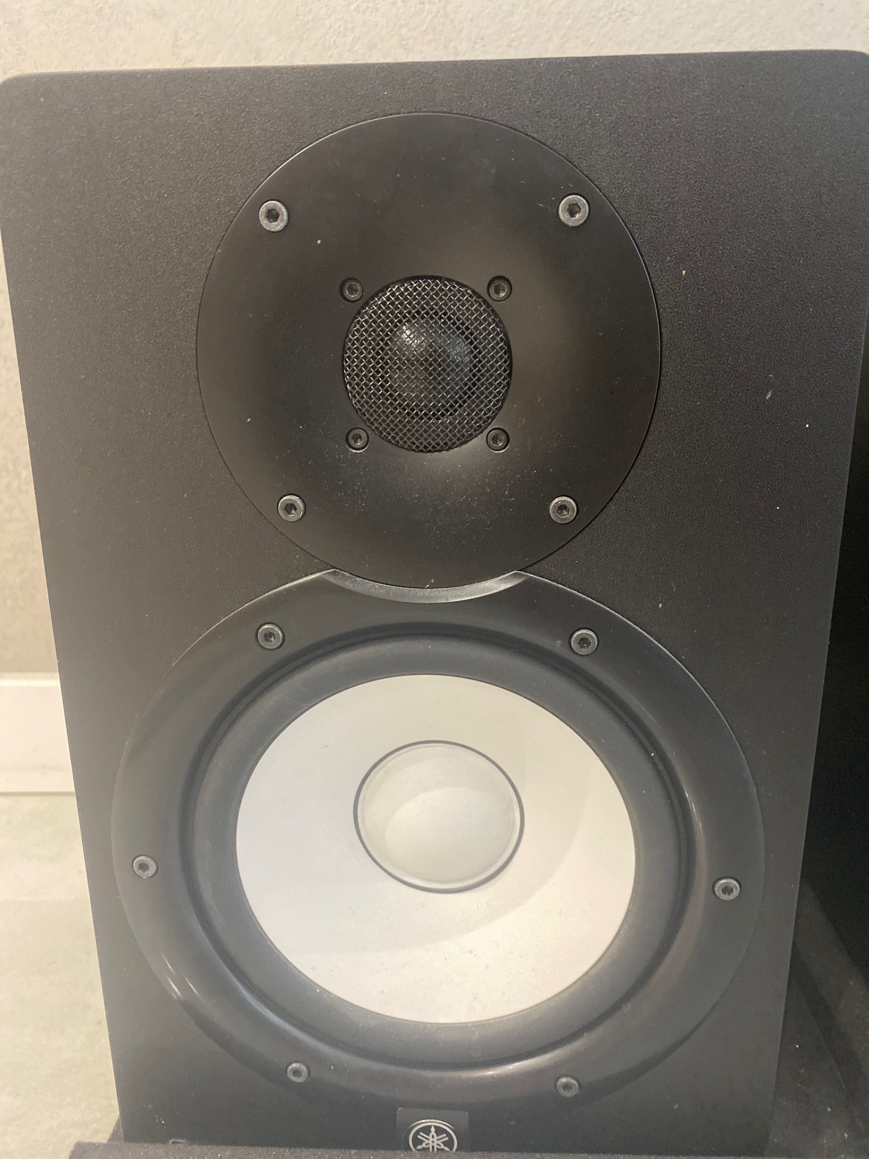 YAMAHA HS7 para + podkładki (adamhall)