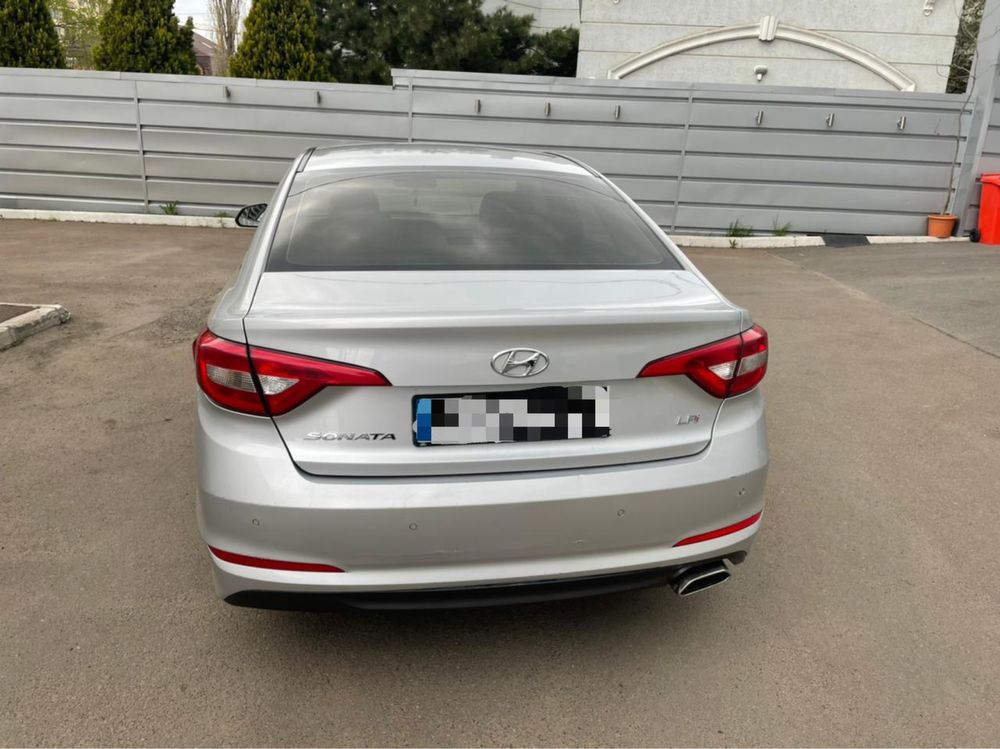 Авто в аренду под такси Hyundai Sonata автомат газ кожа