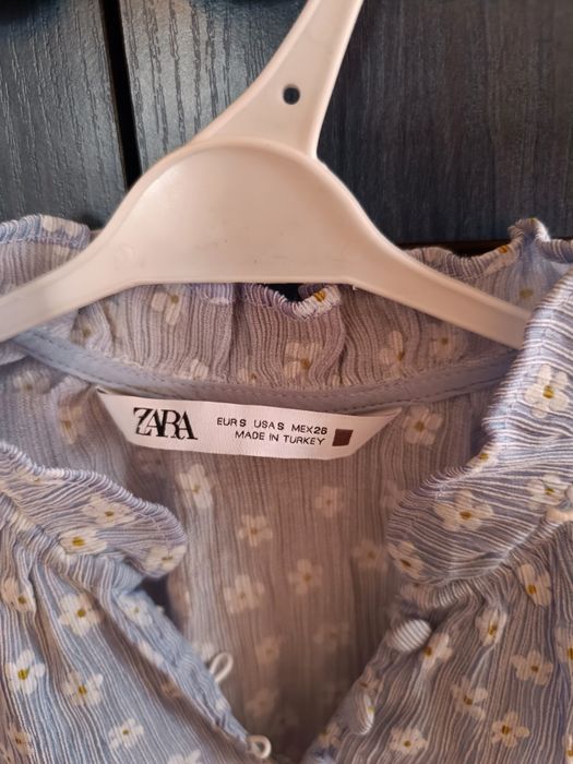 Bluzka bluzeczka Zara Rozmiar S elegancką