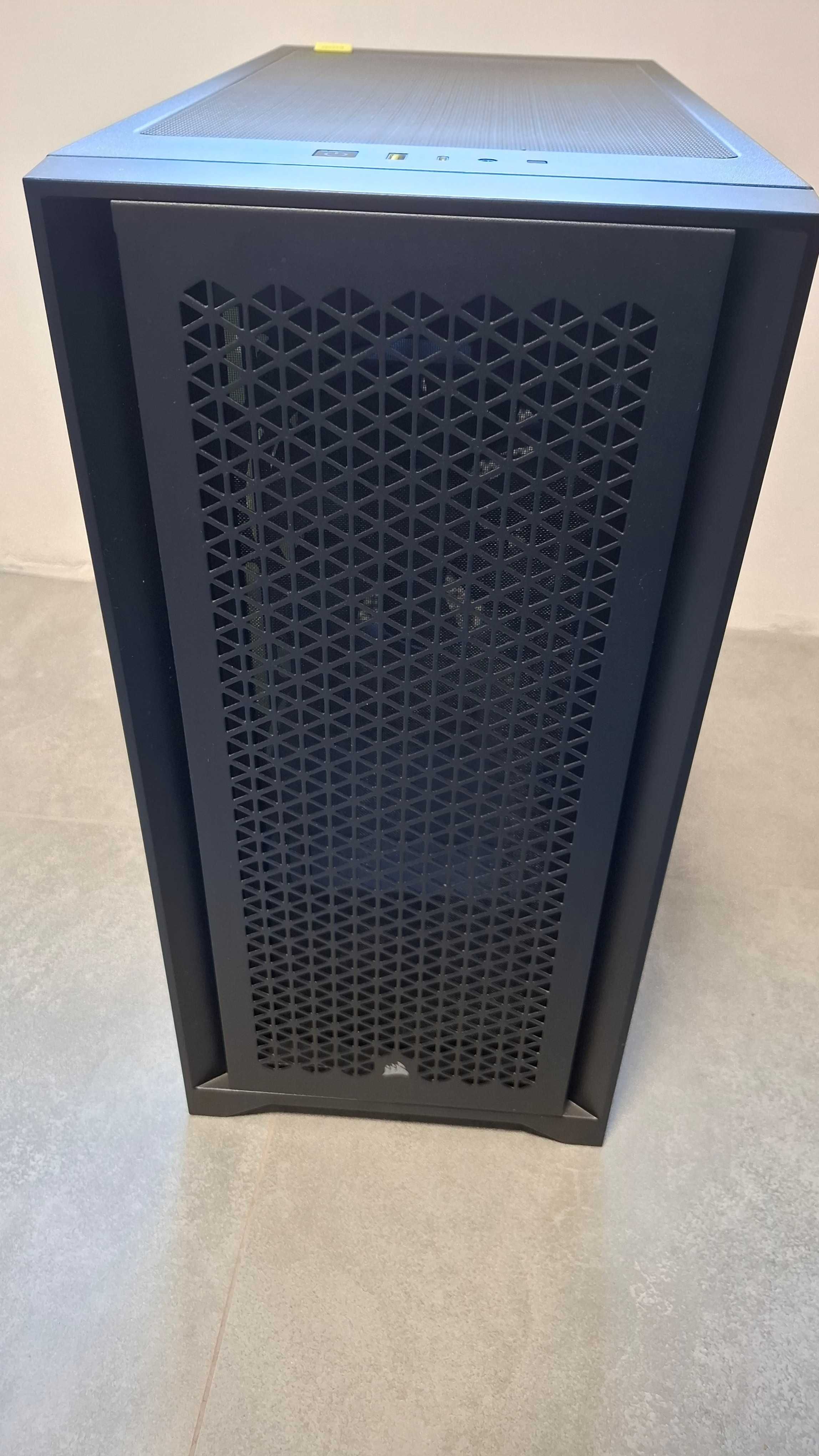 Obudowa Corsair 4000D Airflow Mid-Tower ATX
