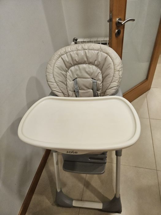 Cadeira refeição bebé