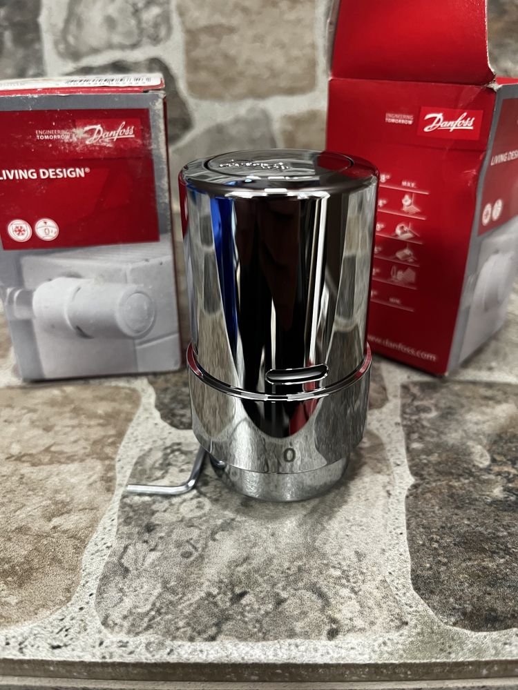 Głowica termostatyczna Danfoss Rax Chrome