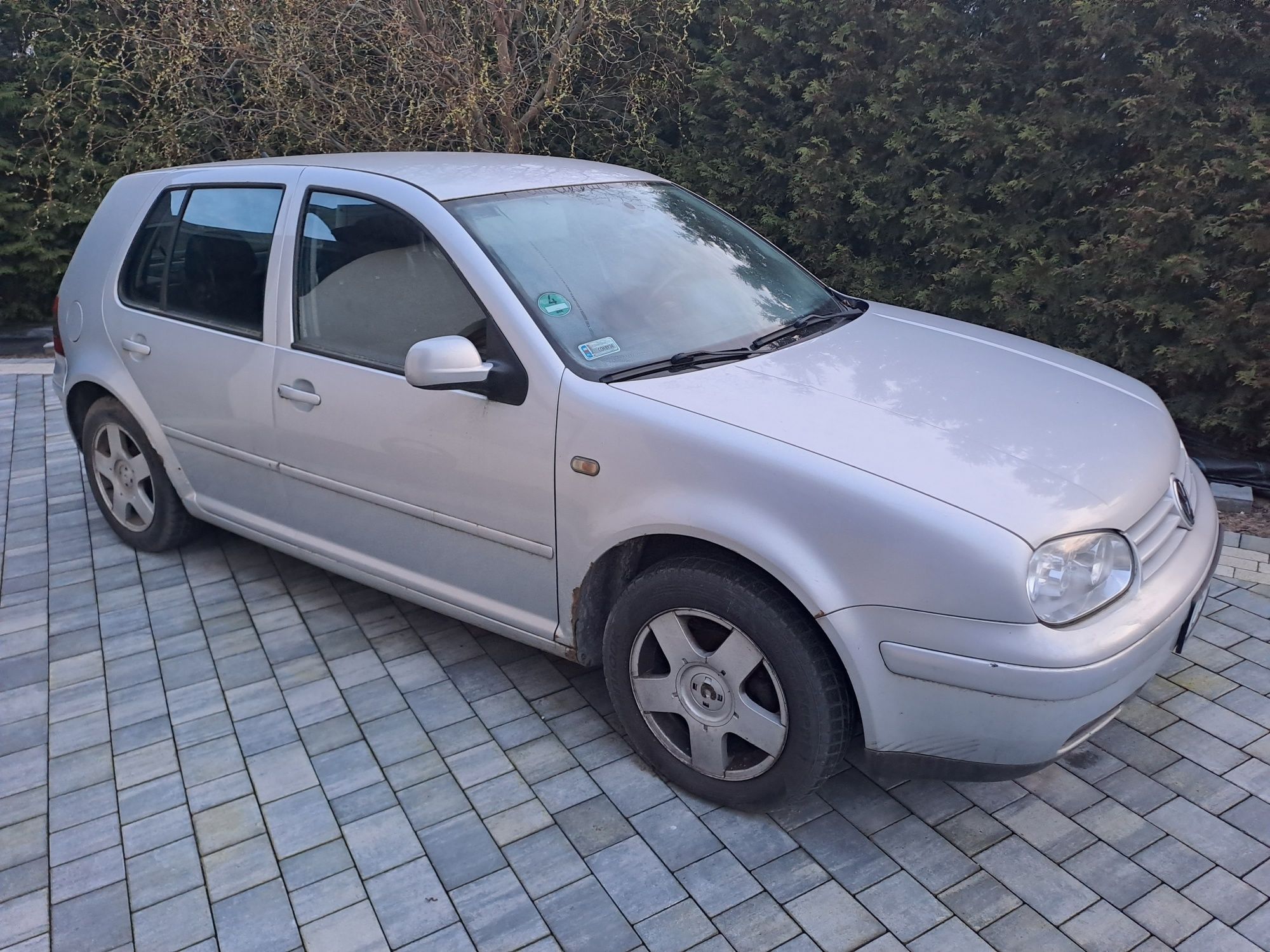 Volkswagen Golf 1.6 SR