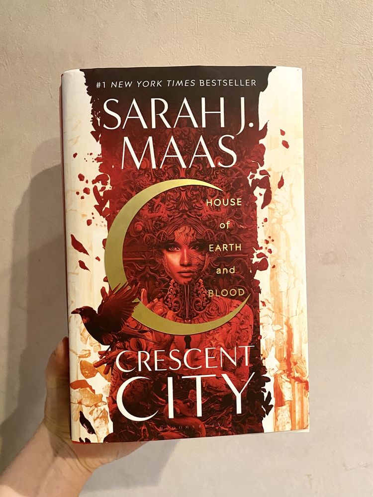 Crescent city, Sarah Maas