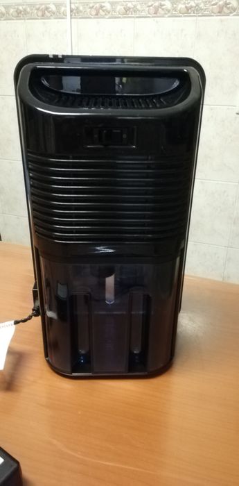 Desumidificador compacto (pequeno), usado

Comprado no Aldi
Usado muit