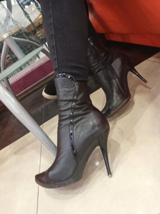 Шкіряні жіночі черевички